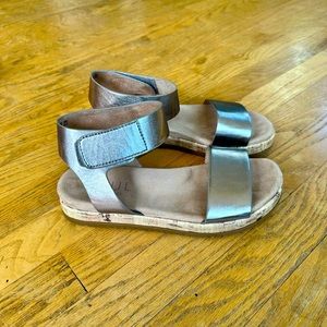 Naturalizer Soul Pewter 7.5 Sandals - With Memory Foam Footbeds